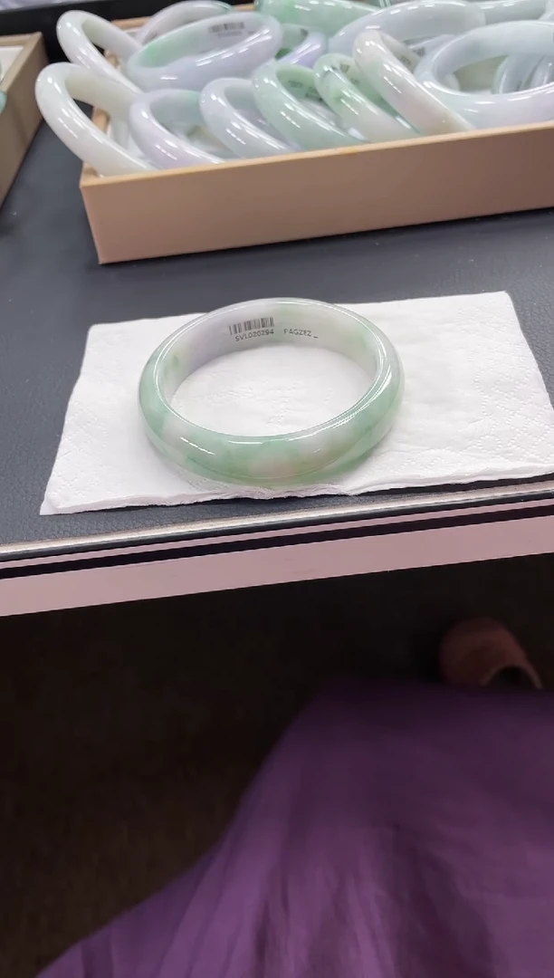 未镶嵌手镯翡翠天然A货翡翠手镯（圈口60-63）