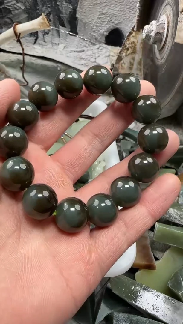 【闪购商品】和田玉颈饰未镶嵌手串多样性