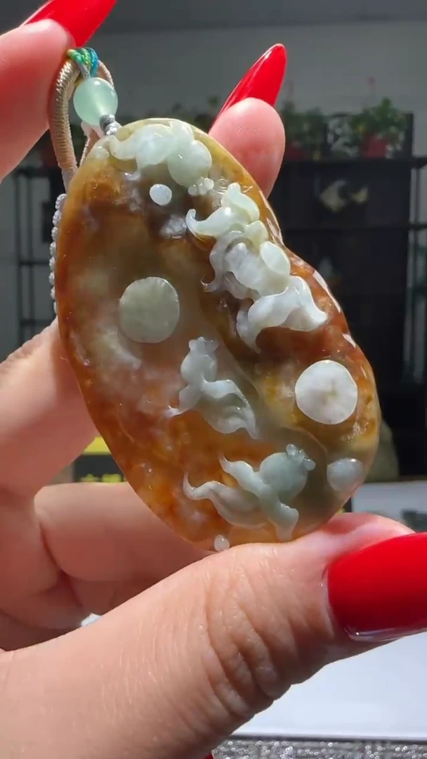 【闪购商品】翡翠颈饰未镶嵌天然翡翠A货吊坠