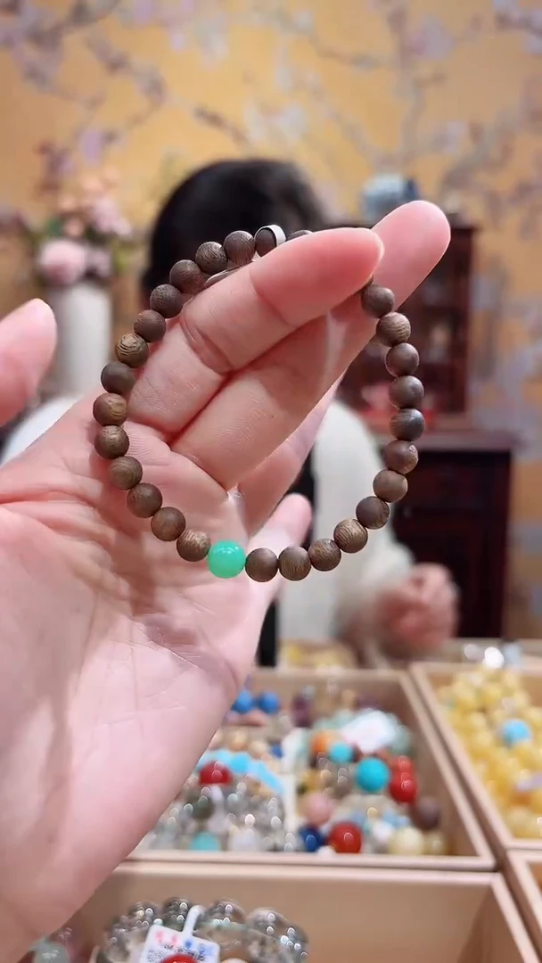 未镶嵌手链石英质玉设计款手串