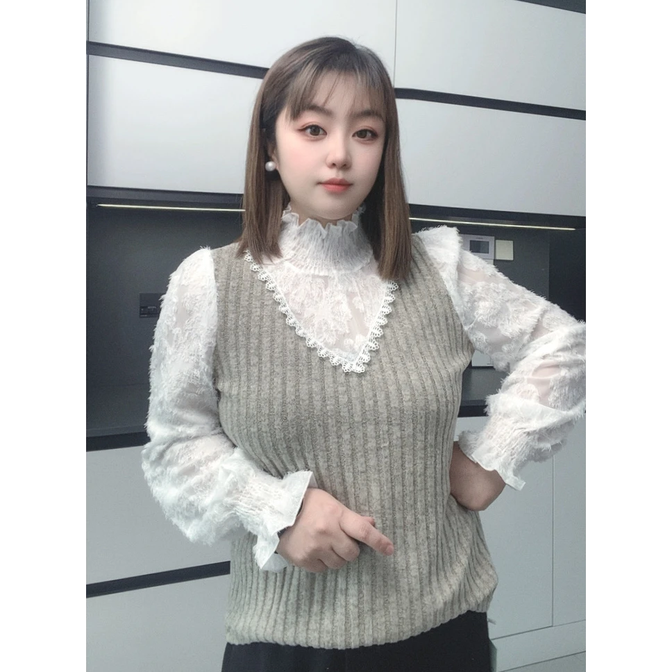【有运费险】秋季新款拼接蕾丝半高领显瘦减龄气质女打底衫JYM1185