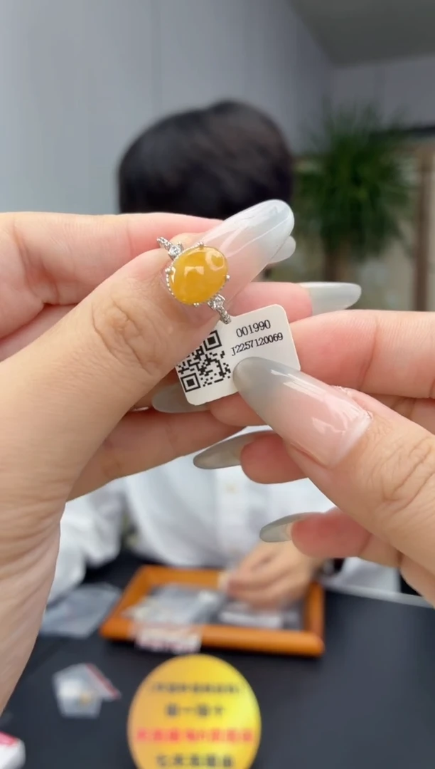 颈饰银S925镶嵌翡翠111111111111
