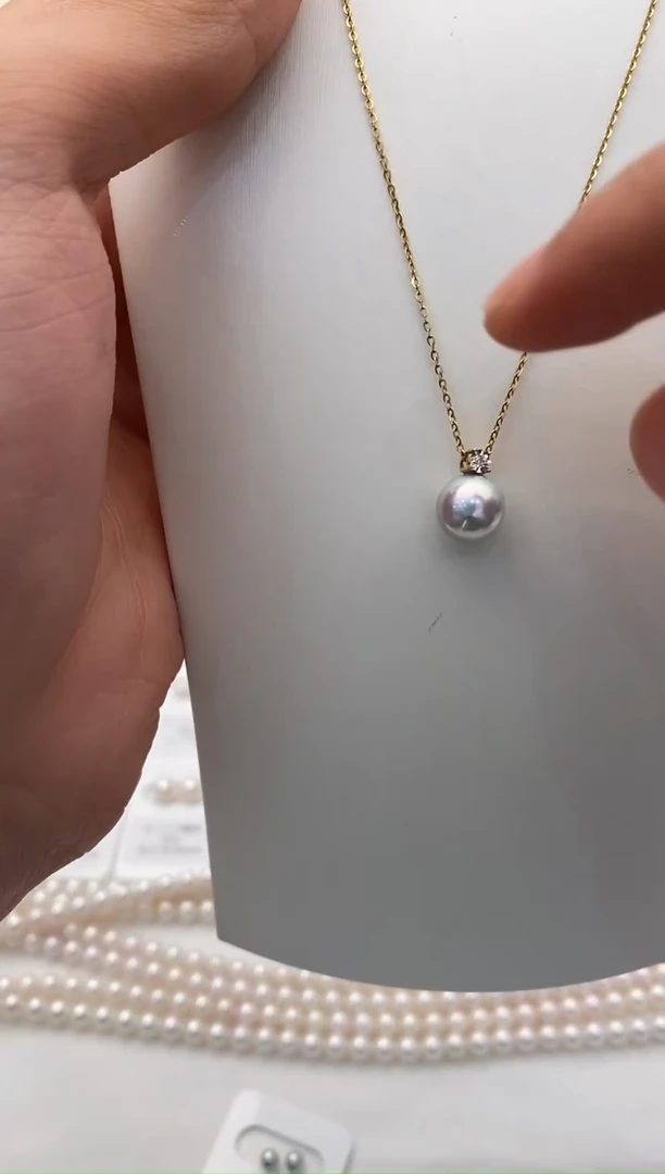 吊坠(赠链)18K金镶嵌海水珍珠真多麻戴妃