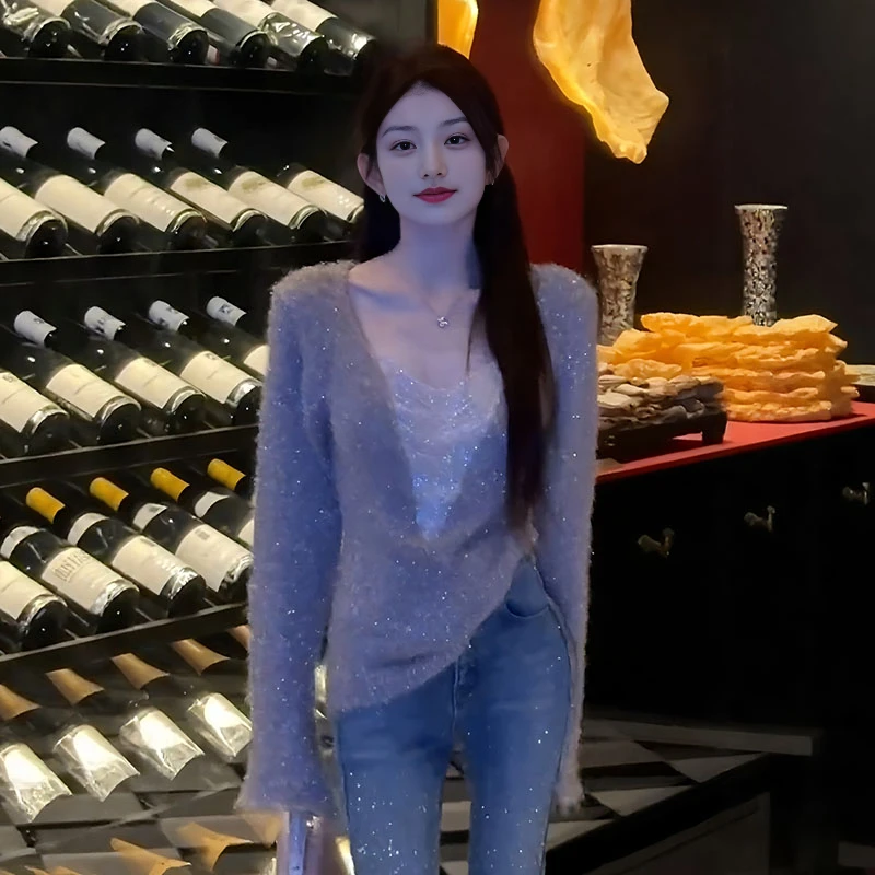 大码设计感银线链条喇叭袖毛衣针织衫女秋冬胖mm显瘦绝美内搭上衣