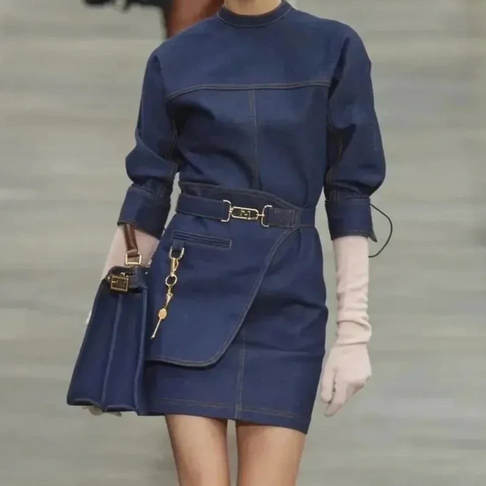 全新未使用 FENDI/芬迪 蓝色牛仔连衣裙/42码