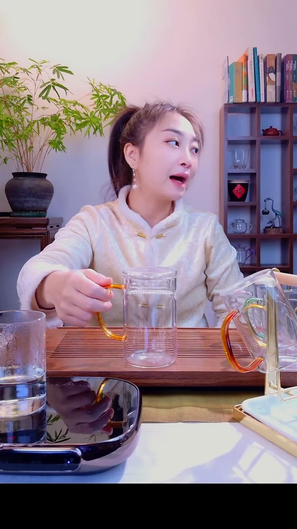 高硼硅玻璃盖子款月牙杯