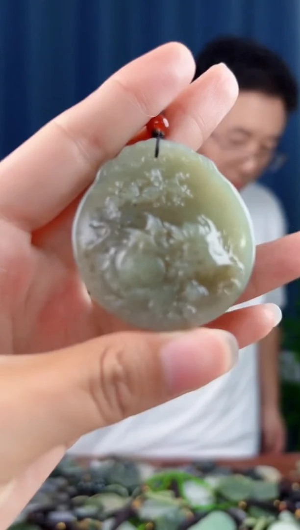 未镶嵌和田玉挂件拍一发一，多样性发货