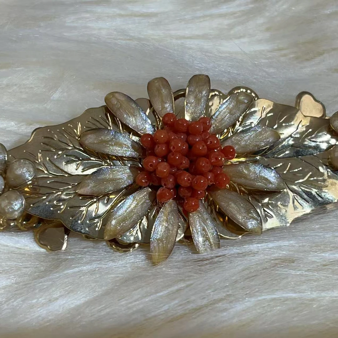 合金胸针 中古文创优雅饰品（默认微瑕）