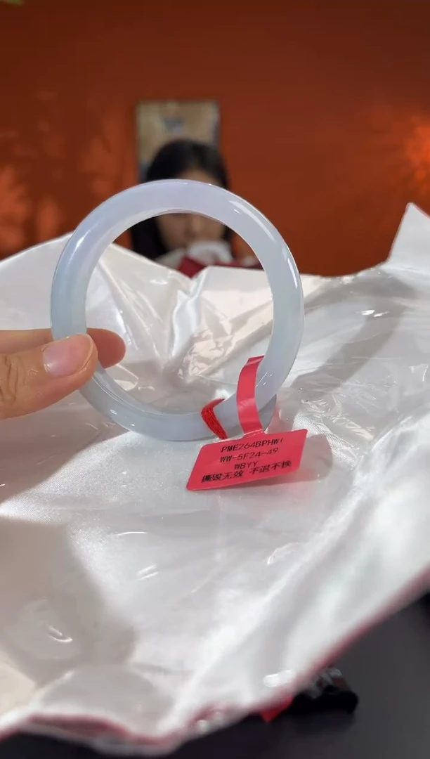 未镶嵌手镯翡翠56