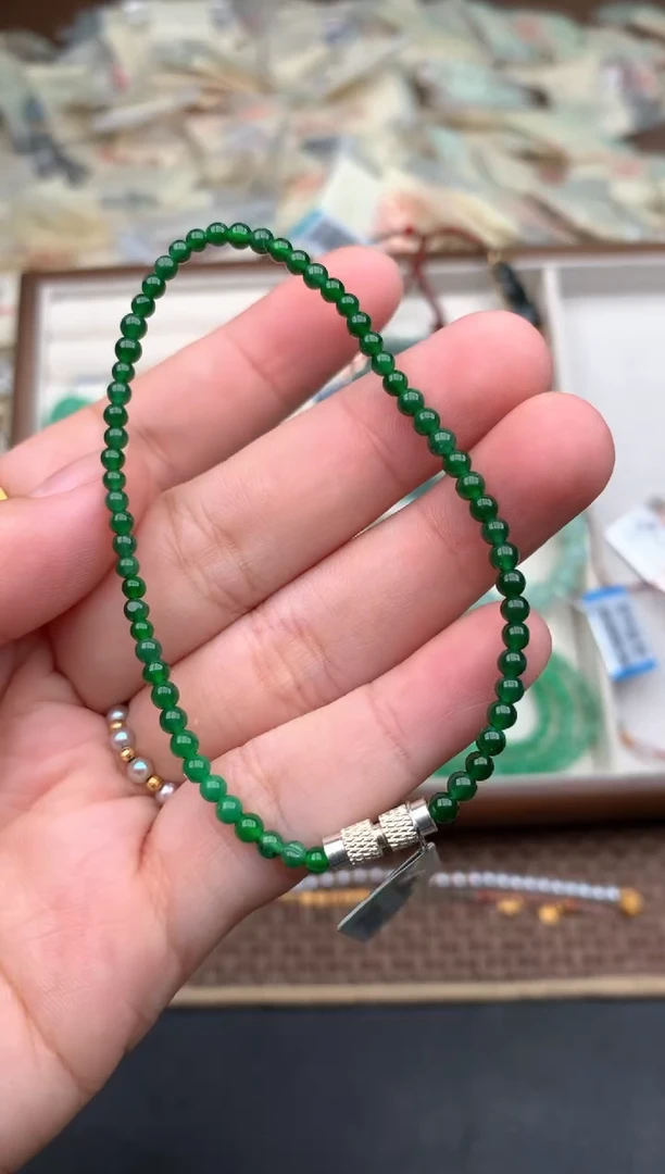 未镶嵌挂件翡翠一