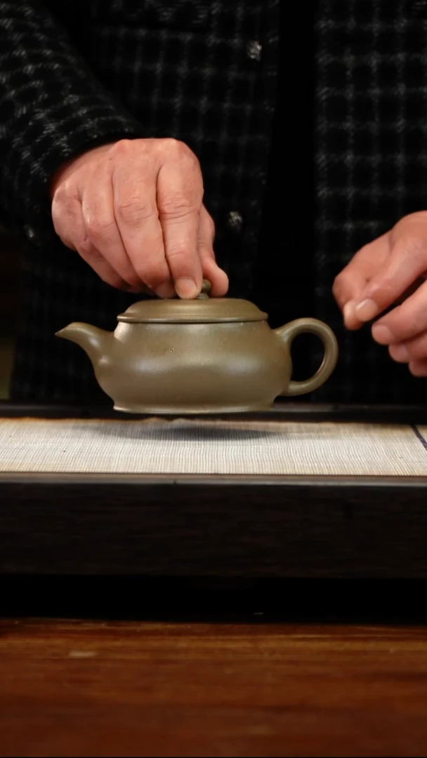 茶壶紫砂蟹壳青明炉