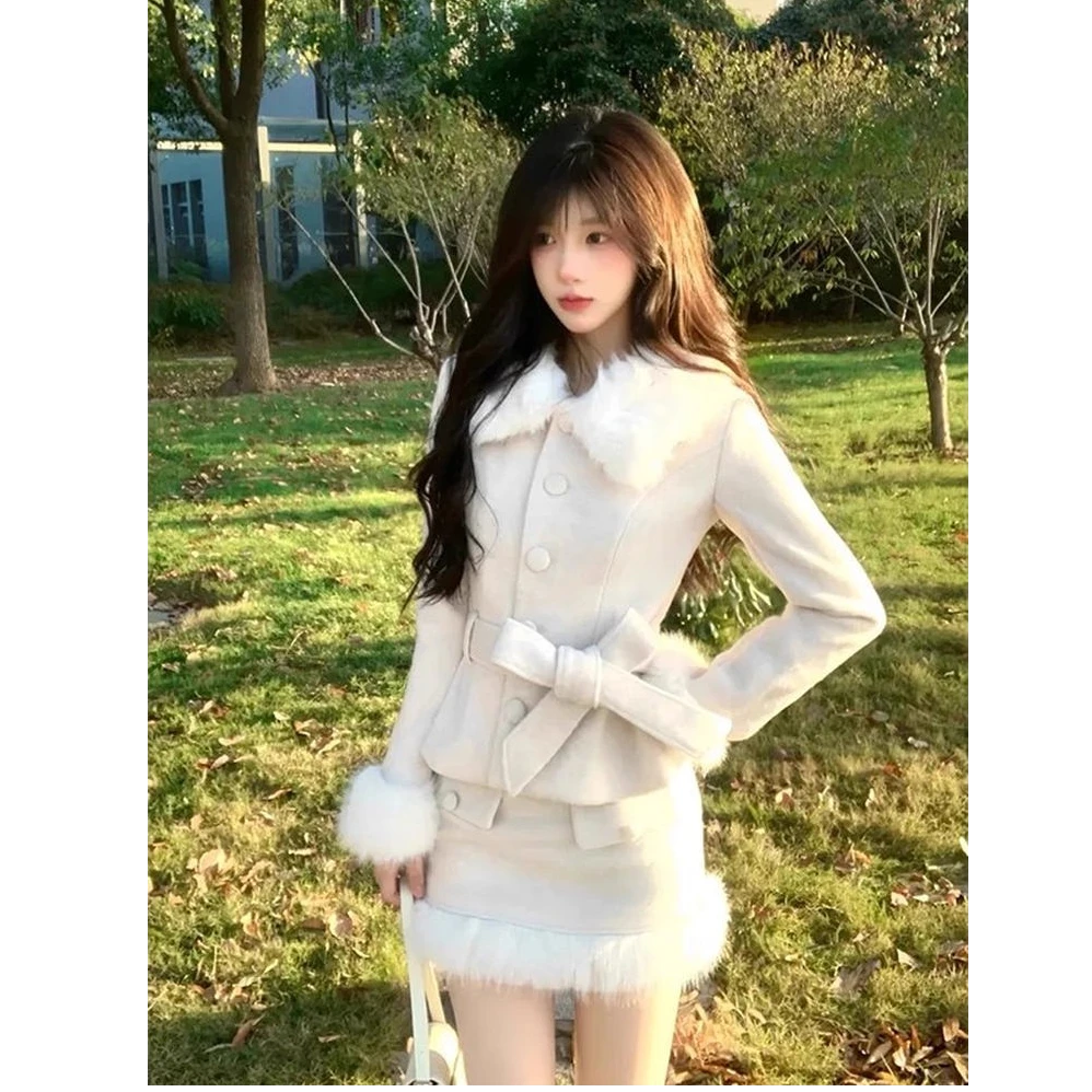 昭和白月光 秋冬新款氛围感千金风毛茸茸拼接毛呢外套包臀裙套装