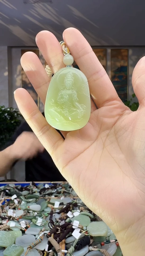未镶嵌和田玉挂件拍一发一