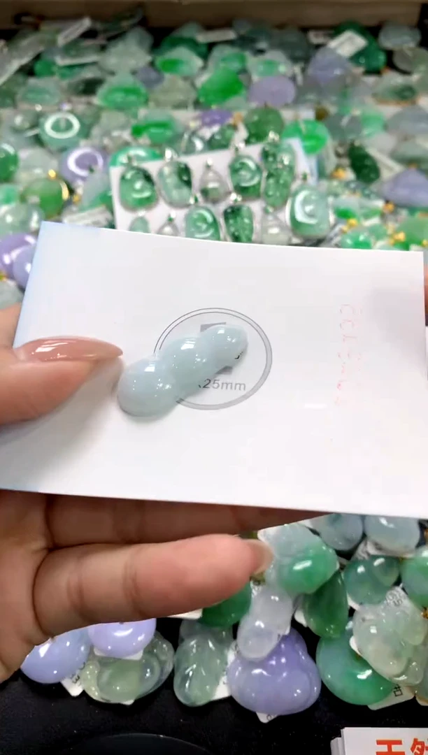 颈饰未镶嵌翡翠11111111111111111