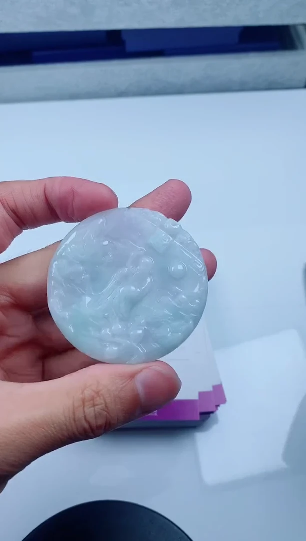 翡翠未镶嵌颈饰111111111