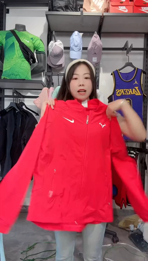 1567   编码 瑕疵款直播间过款为准 尺码 L