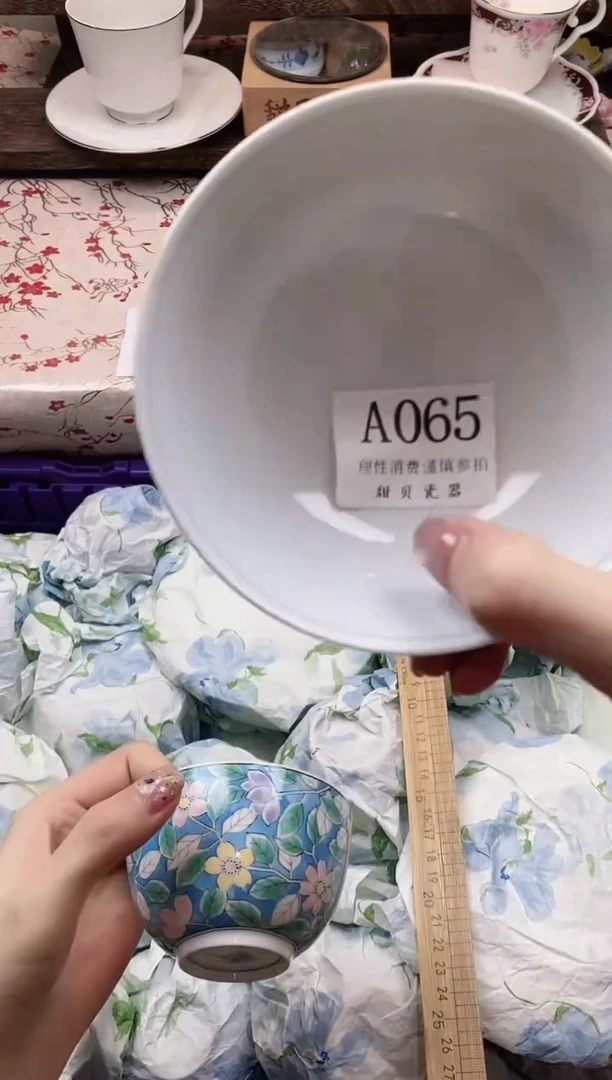瓷片回****棚      A065