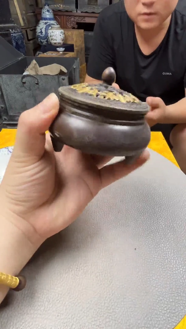 当代陶瓷工艺摆件J554