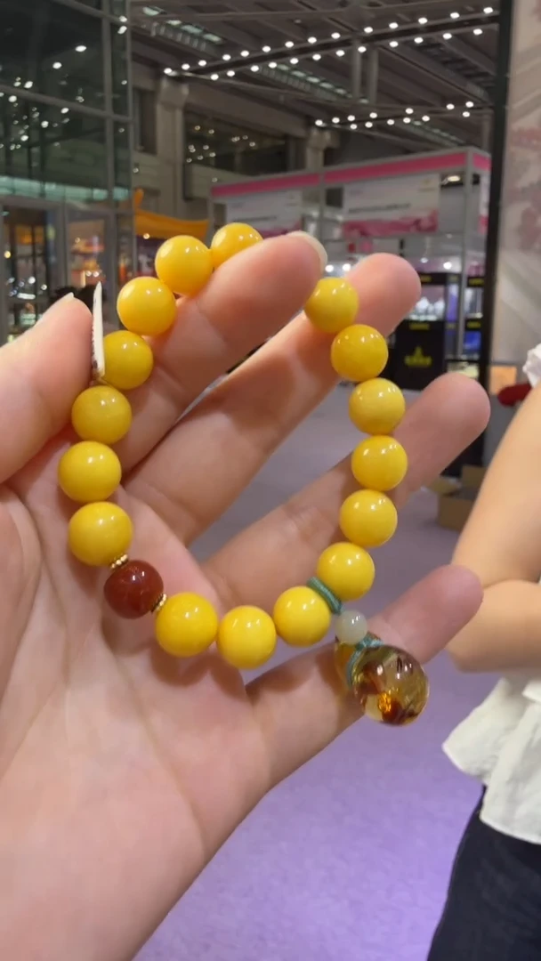 手链琥珀未镶嵌84秒拍号 假一罚三