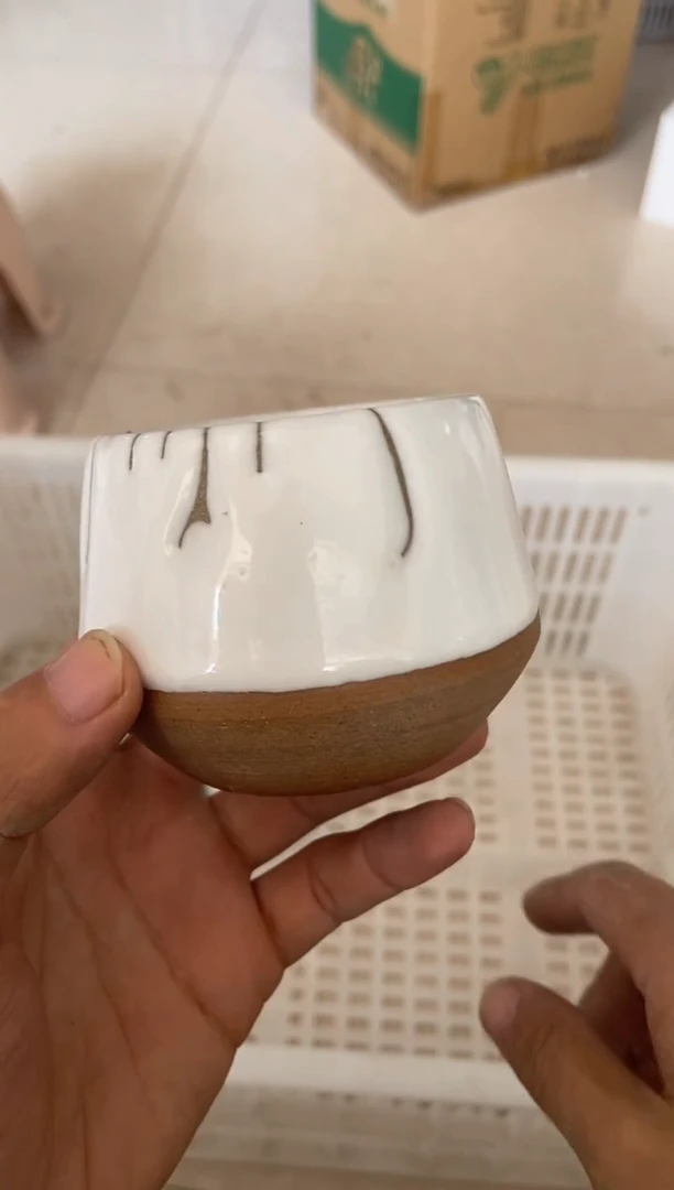 无运费险有瑕疵的摄影的产品有使用过的痕迹有点脏介意勿拍