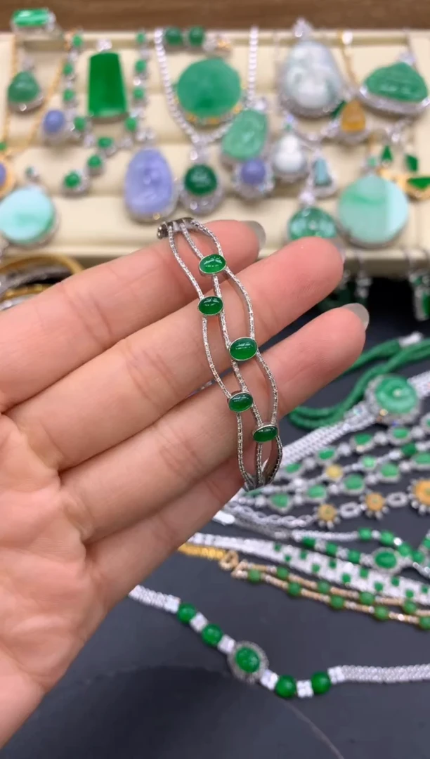 【闪购商品】翡翠手镯18K金镶嵌526-中国好珍宝