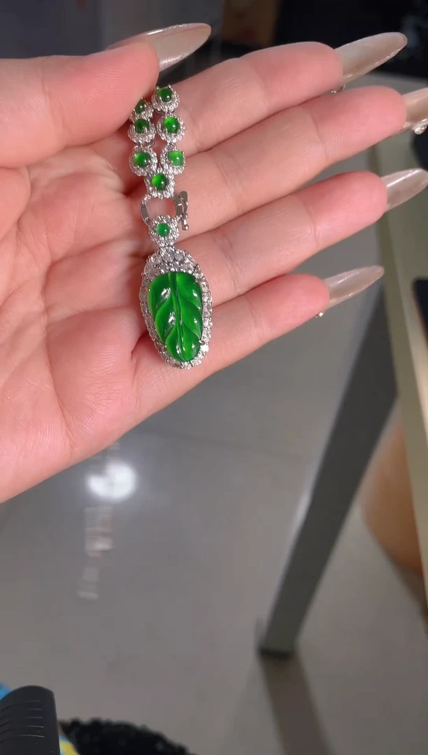 【闪购商品】翡翠颈饰未镶嵌天然A货翡翠13