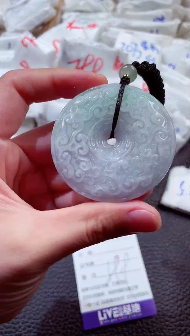 翡翠未镶嵌颈饰00001094