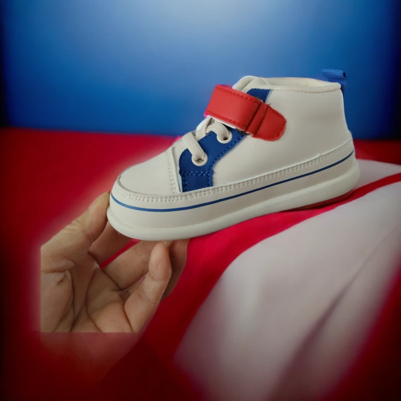 7603豆子柔软轻弹舒适宝宝鞋