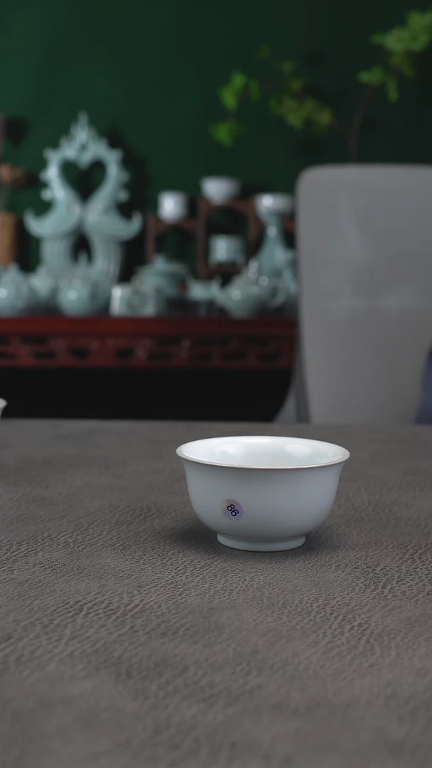 囍*月白釉86号压手杯福利-二
