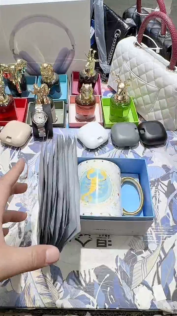 瓷片3生活的本意就是开心@@1