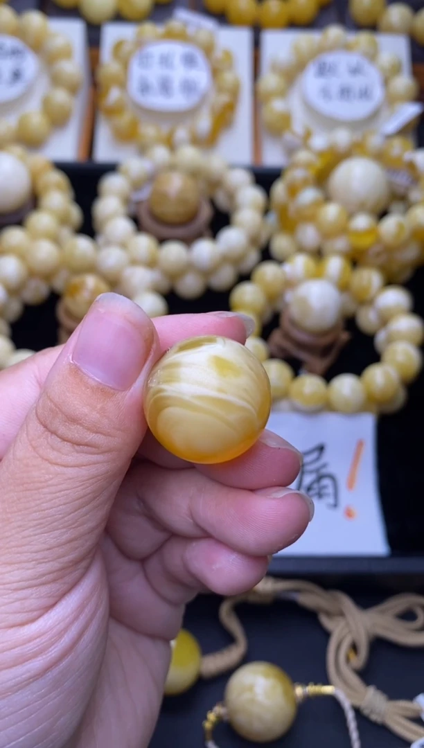 裸石琥珀未镶嵌大小姐珠宝严选84