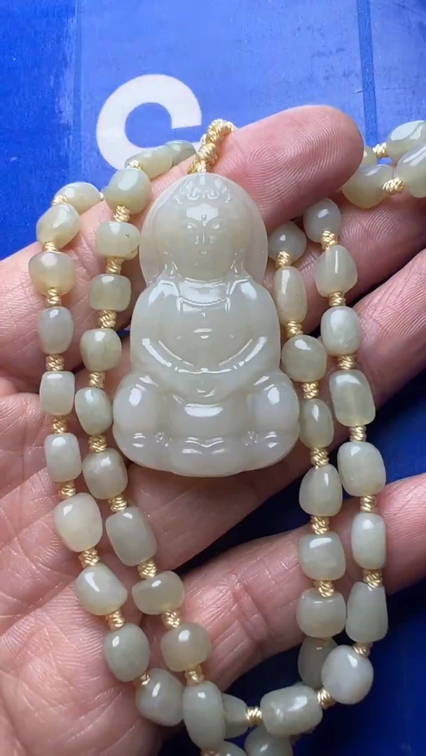 未镶嵌和田玉挂件红***心.