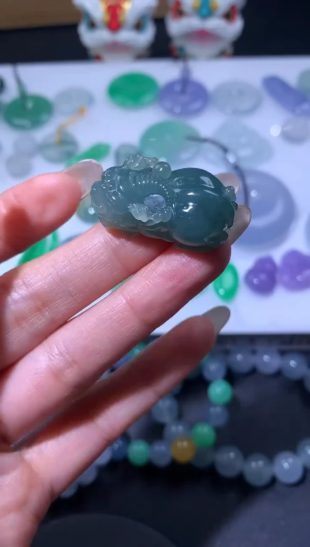 未镶嵌定制翡翠翡翠