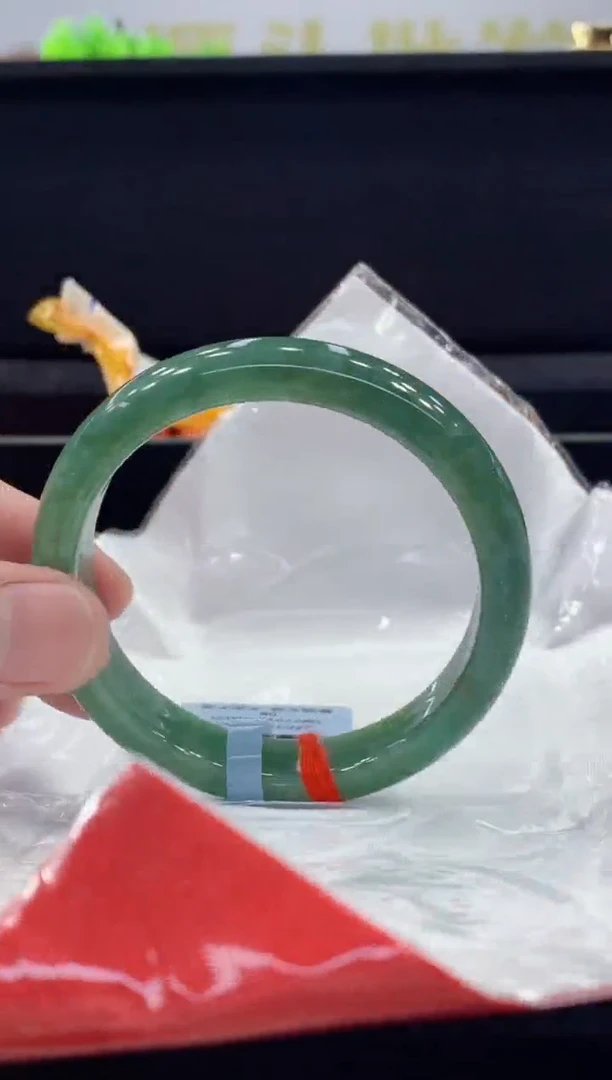 未镶嵌手镯翡翠翡翠手镯