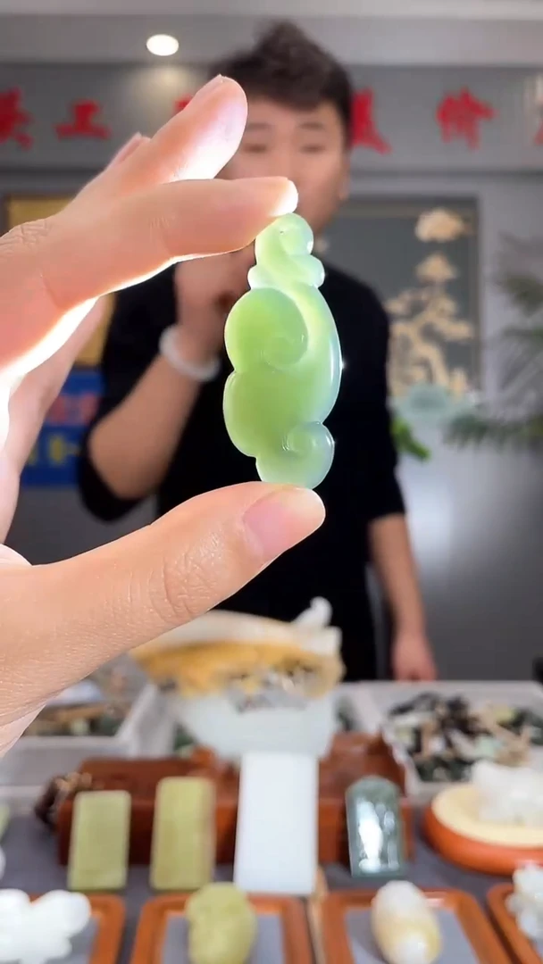 【闪购商品】和田玉颈饰未镶嵌拍一发一  多样性发货