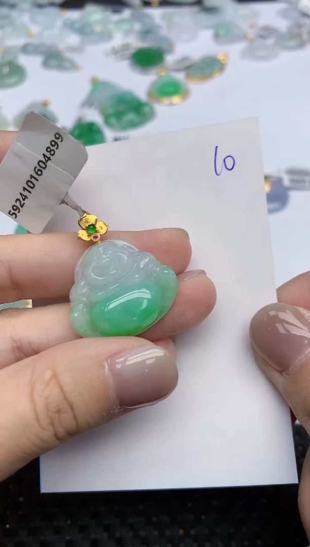 【闪购商品】翡翠颈饰18K金镶嵌天然翡翠A货