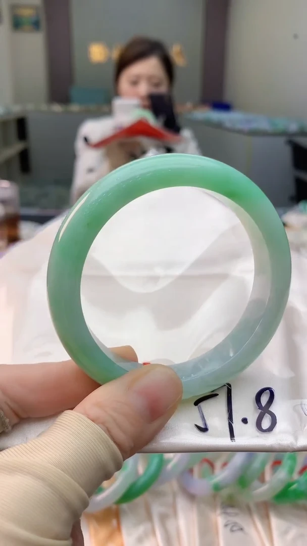 未镶嵌手镯翡翠0802639746