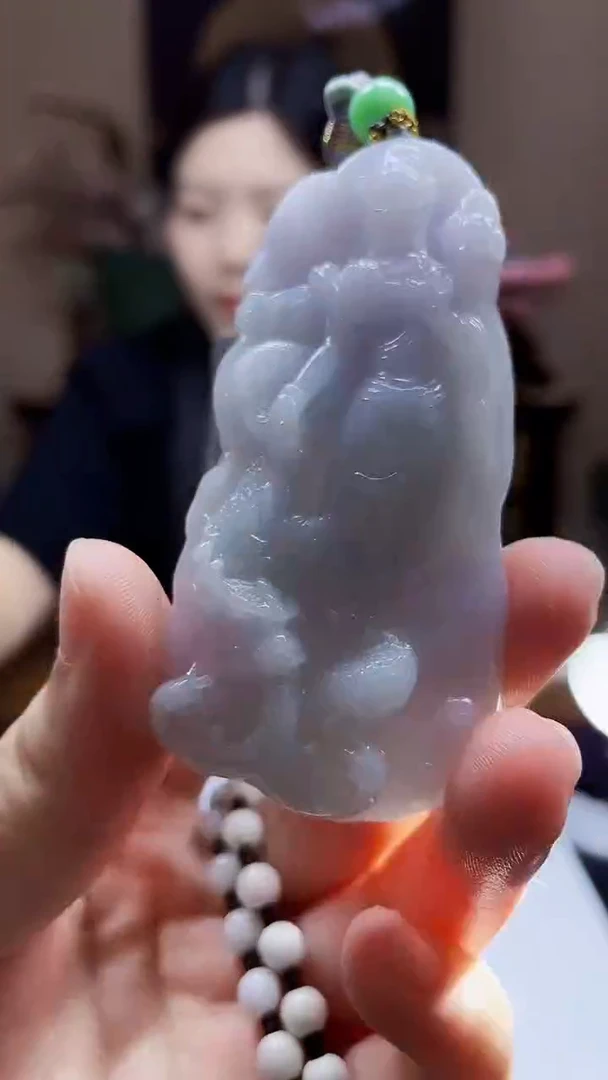 未镶嵌定制翡翠吊坠82