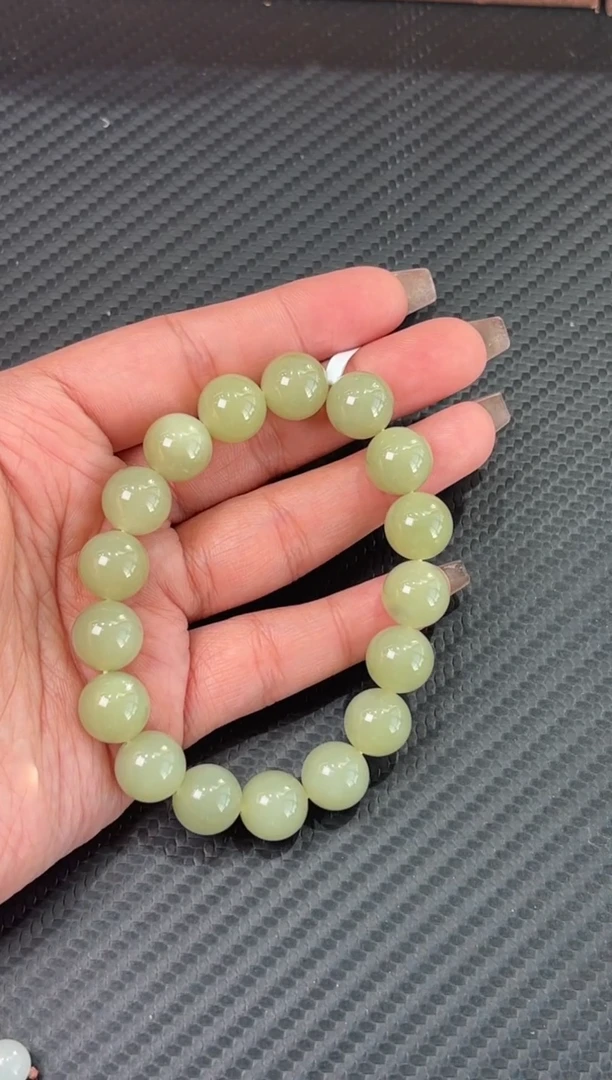未镶嵌手串和田玉且末微色差近矿卡12M