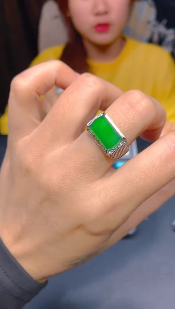 【闪购商品】定制翡翠未镶嵌39多样性发货（发其一）