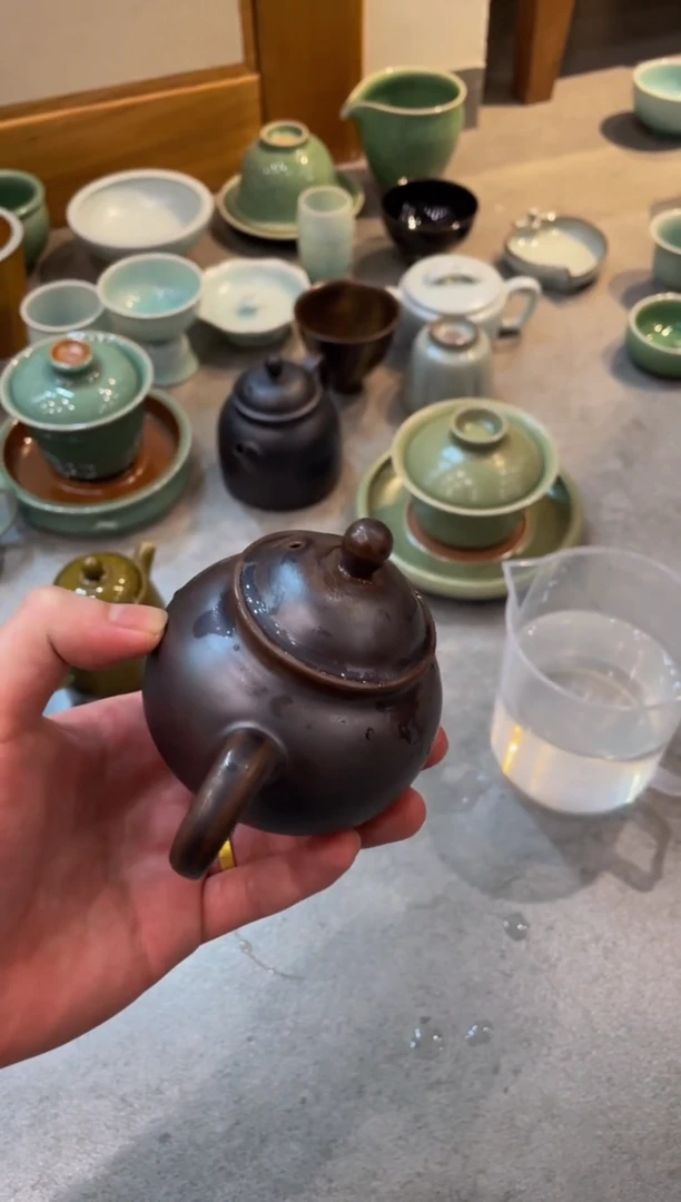 龙泉青瓷全手工壶