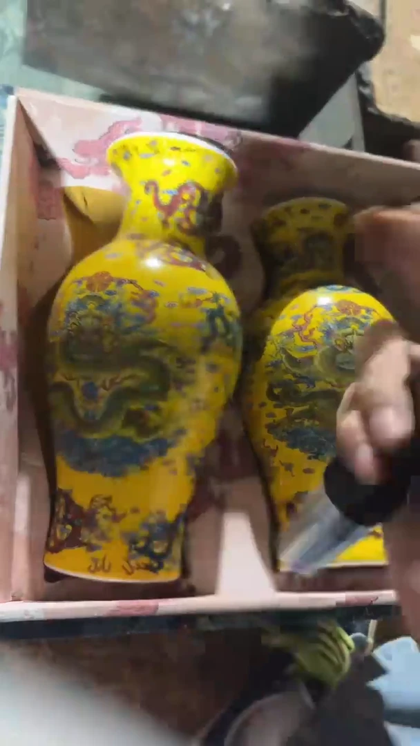香榧木（1对变色瓶子）