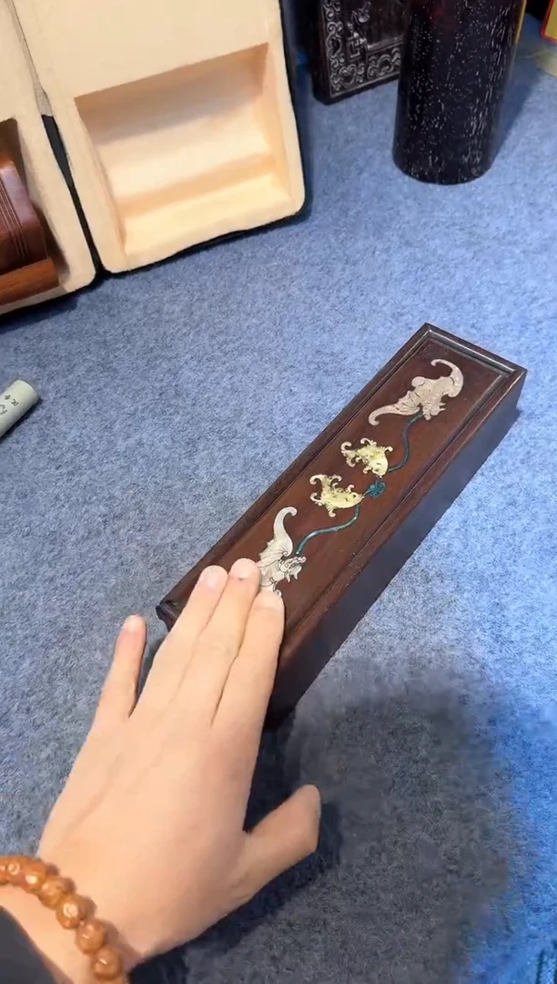 【闪购商品】贡木木雕紫檀推拉盒111111111111