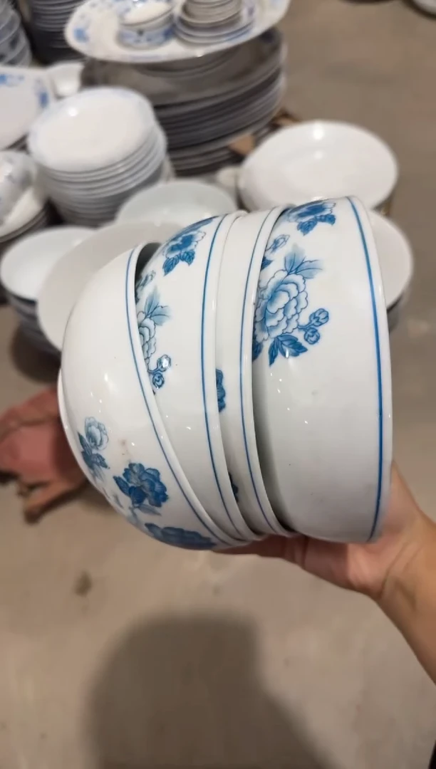 摆件用****2四只碗16.5厘米有瑕请慎拍