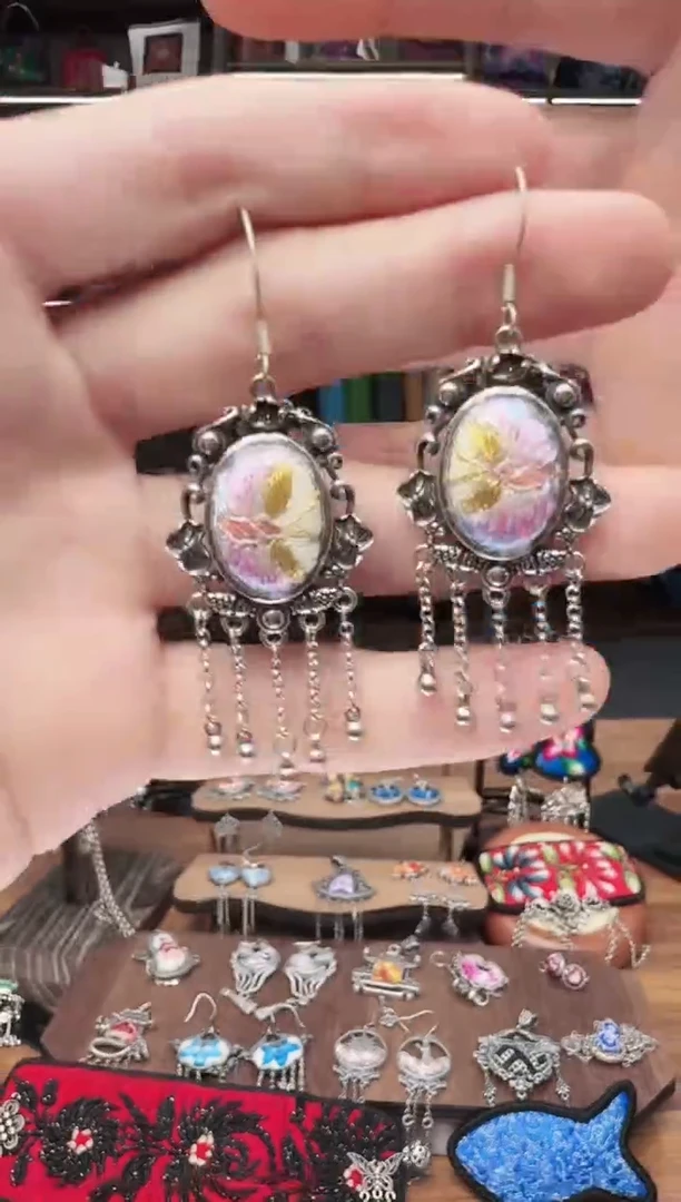 织绣23蒙阿苏苗绣传承店