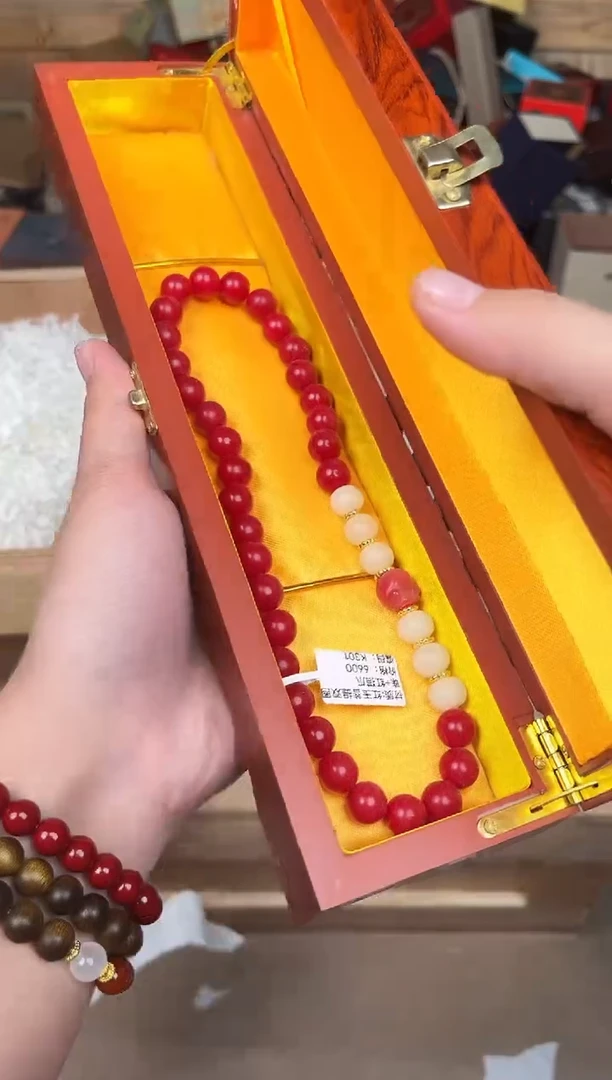 戈月甄选闪购商品V无礼盒