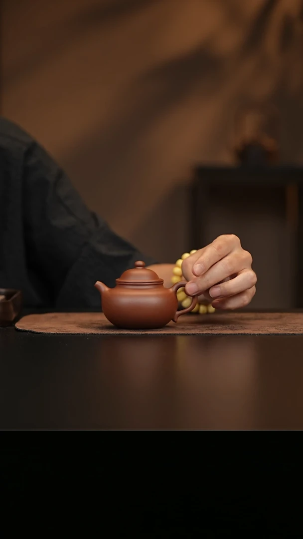 允禾斋 紫砂壶  底槽清 莲子