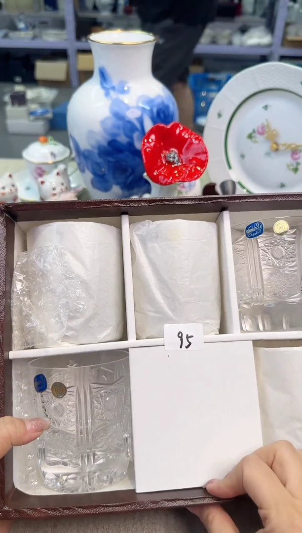 瓷片泡泡的瓷器好好看呀