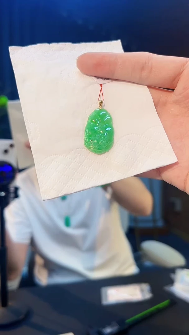 翡翠18K金镶嵌颈饰缅料A货/支持复检/一件