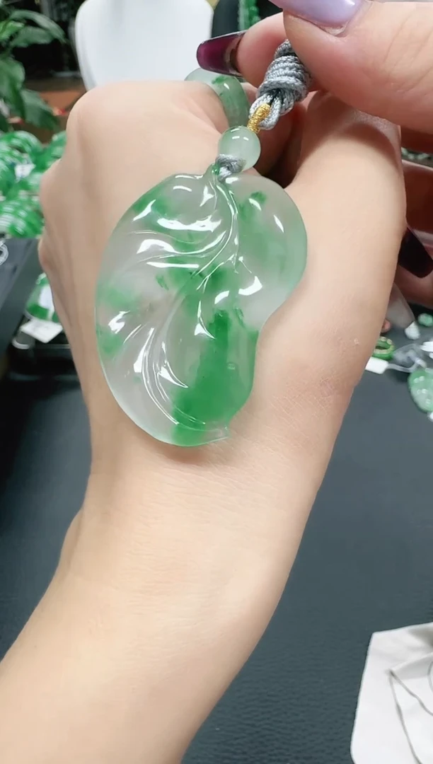 未镶嵌1石英质玉（非洲翠）/0016